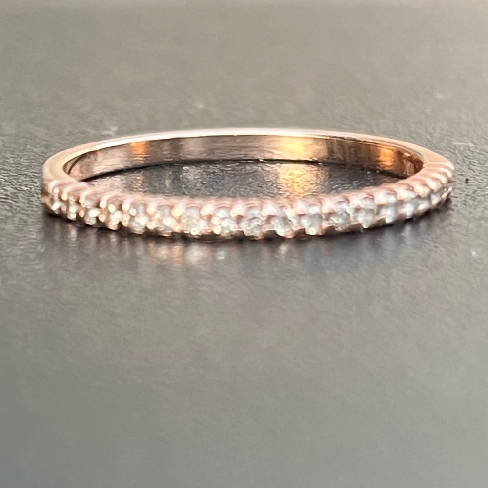 10k Rose Gold Diamond Ring